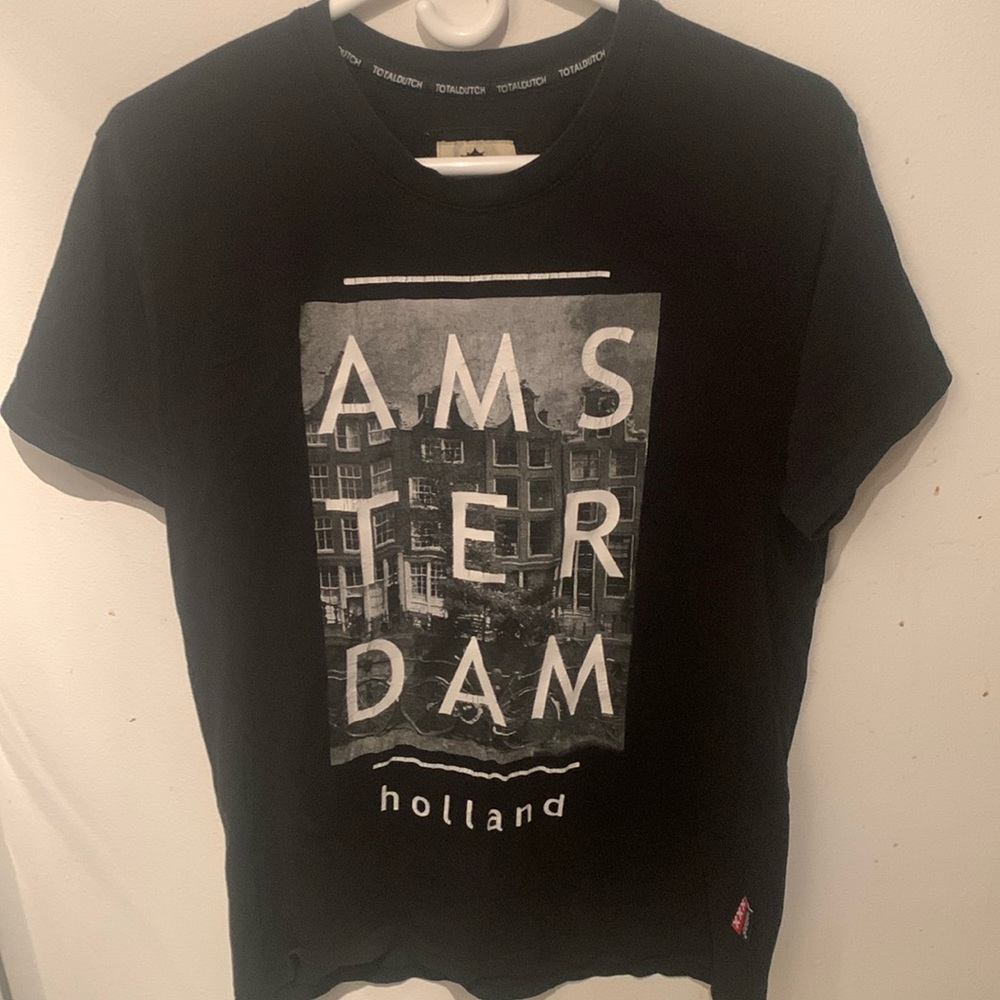 Fantastic Total Dutch Black Amsterdam Tshirt W/ black and white print SZ Medium